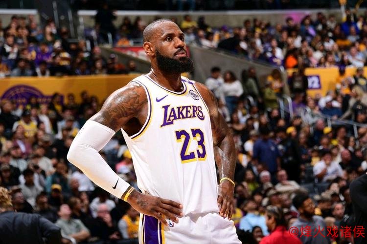 浓眉伤退詹皇三双 湖人主场大胜猛龙豪取5连胜 浓眉伤退詹皇三双 湖人主场大胜猛龙豪取5连胜