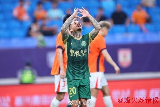 浙江新援首秀惊艳半场造三球 米特里策“震撼登场”